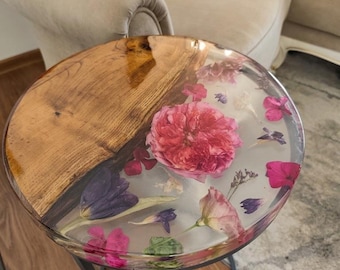 Handmade Acacia Wood & Floral Resin Side Table | 60cm Tall Botanical End Table | Preserved Flower Nightstand with Anthracite Metal Legs