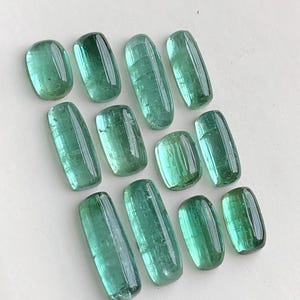 15.80 CT’s Blue tourmaline cabochons lot