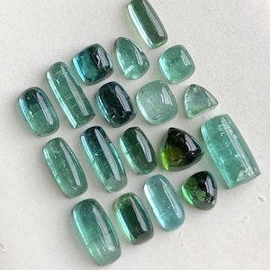 16 CT’s Blue tourmaline cabochons lot