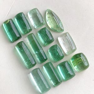 19 CT’s Green tourmaline cabochons lot
