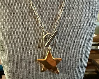 Gold star necklace~gold star~paperclip necklace~stainless steel chain~toggle necklace~star