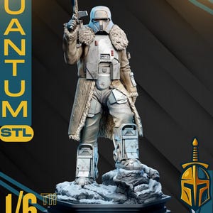 Puede incluir: Figura detallada a escala 1/6 de un personaje con armadura blanca y beige, sosteniendo un rifle bláster. La figura se encuentra sobre una base nevada. La figura tiene un cuello forrado de piel y el texto "QUANTUM STL" es visible.