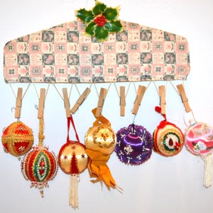 Vintage Victorian Sparkly Handmade Bucilla Kit Ornaments Seven