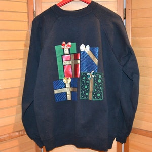 Vintage 1980s Christmas Sweatshirt, Metallic Gift Bows, Hanes USA