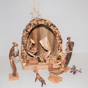Vintage Manger Scene, Creche, Nativity  All Natural Earthy