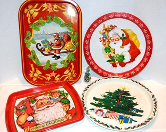 Vintage Christmas 'Trays Are In' Kitschy Four Pieces