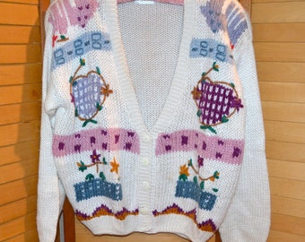 Vintage Cardigan Chunky Ivory with Folk Art Retro Pattern