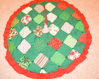 Christmas Tree Skirt Calico Patchwork Kitsch Cottage Chic Country Farmhouse Retro