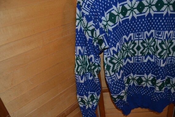 Vintage Sweater Starburst Snowflakes - image 2