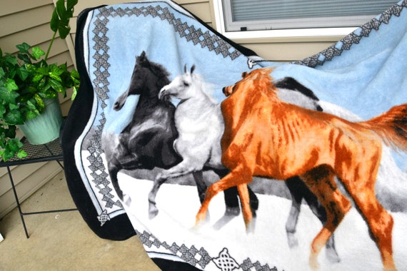 Vintage Blanket Running Horses Wild Print Etsy Canada