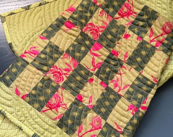 Handmade Quilted Christmas Runner in Red and Green.. Patchwork Decor for the Festive Season