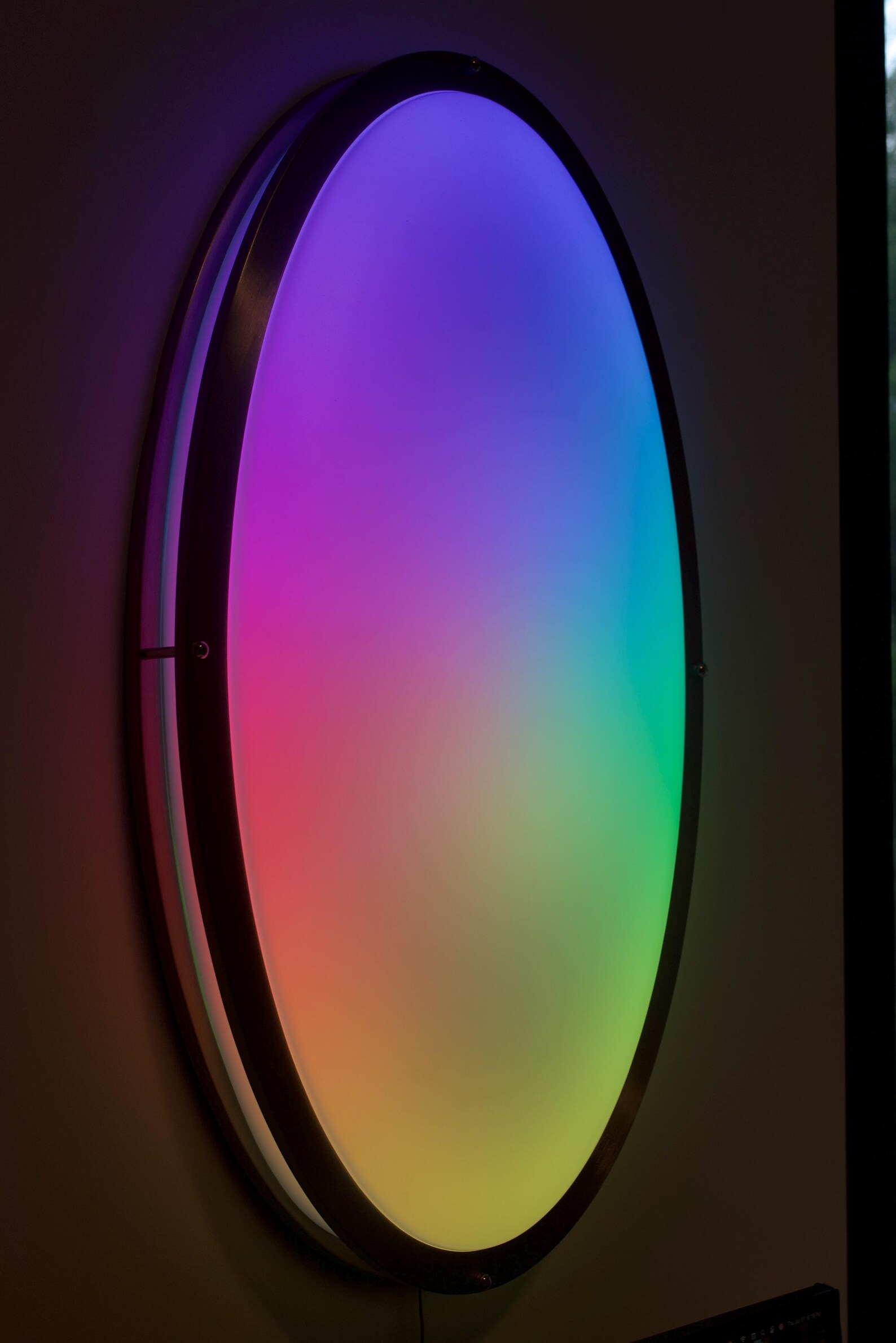 Modern Color-changing LED Wall Light – 32