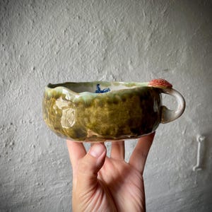Handmade Ceramic Bowl with Gold Amanita Mushrooms – Vintage Decal Pottery Bowl – Woodland Cottagecore Dish – Whimsical Serving Bowl