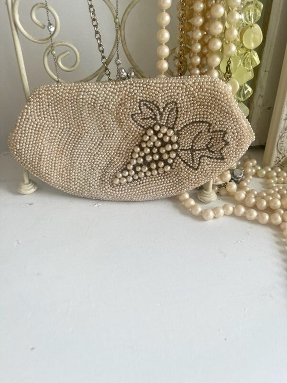 Vintage pearl clutch, White vintage pearl clutch, 