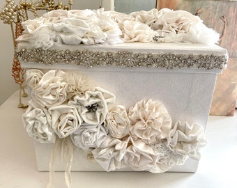 Wedding Card Box, Wedding Box, Wedding Keepsake Box, wedding card box with slot, wedding card box with flowers,