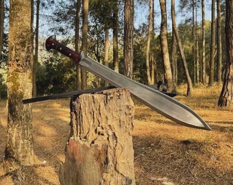 Espada celta de hoja forjada a mano: acero al carbono, coleccionable medieval.