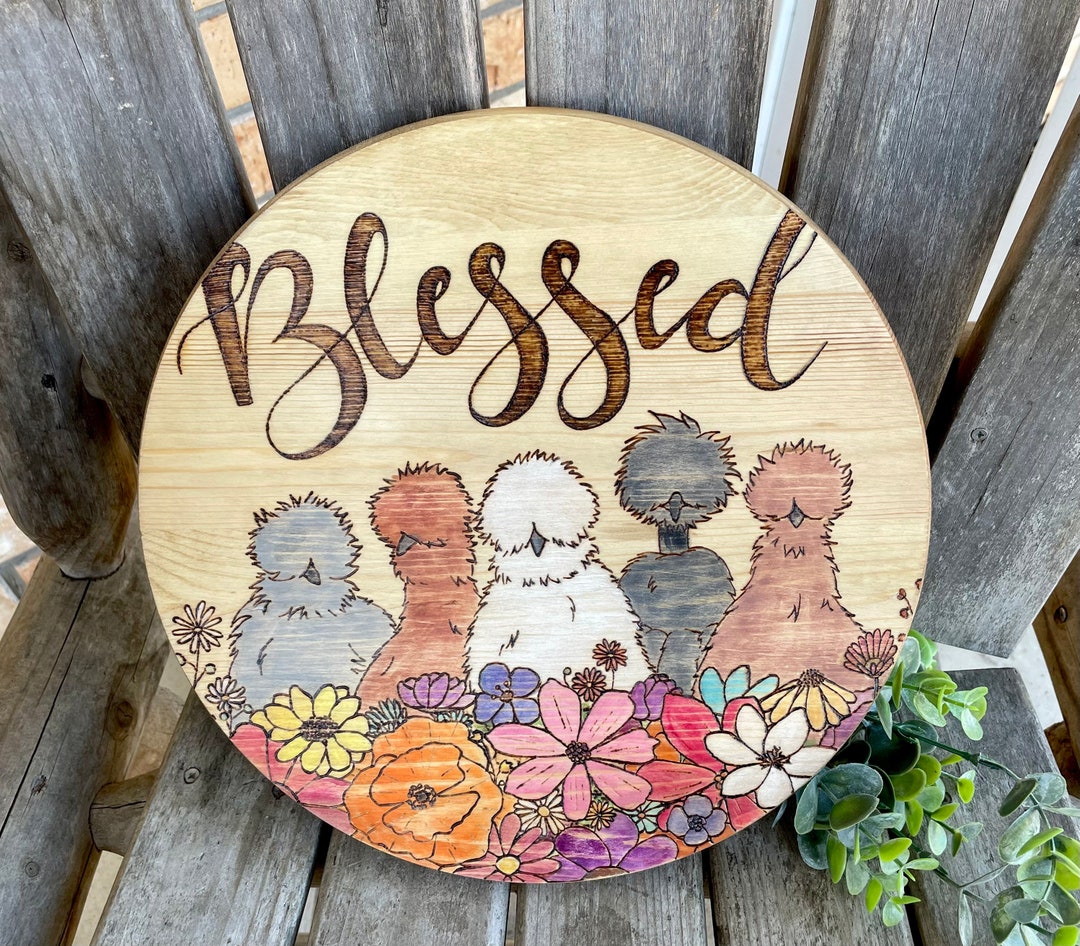 Round Wood Wall Hanging With Silkies and Flowers Farmhouse Etsy
