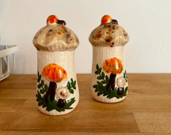 Vintage Ceramic Mushroom Salt and Pepper Shakers