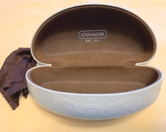 Vintage Coach Women's Glasses Case Embossed Logo Clam Shell Ivory 7" x 3.5"