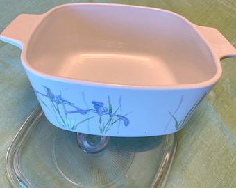 Vintage Corning Ware Casserole Dish w/Clear Lid "Shadow Iris" Pattern EUC