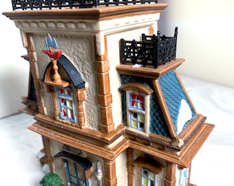 Department 56 Dickens Village Admiral's House, Queens Port