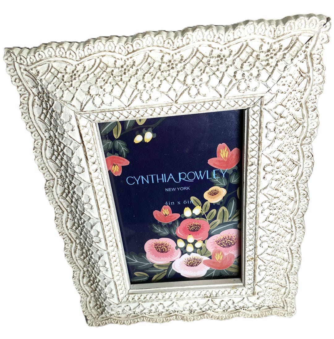Cynthia Rowley framed with case Cynthia Rowley | Accessories | Cynthia Rowley Framed With  main image 2