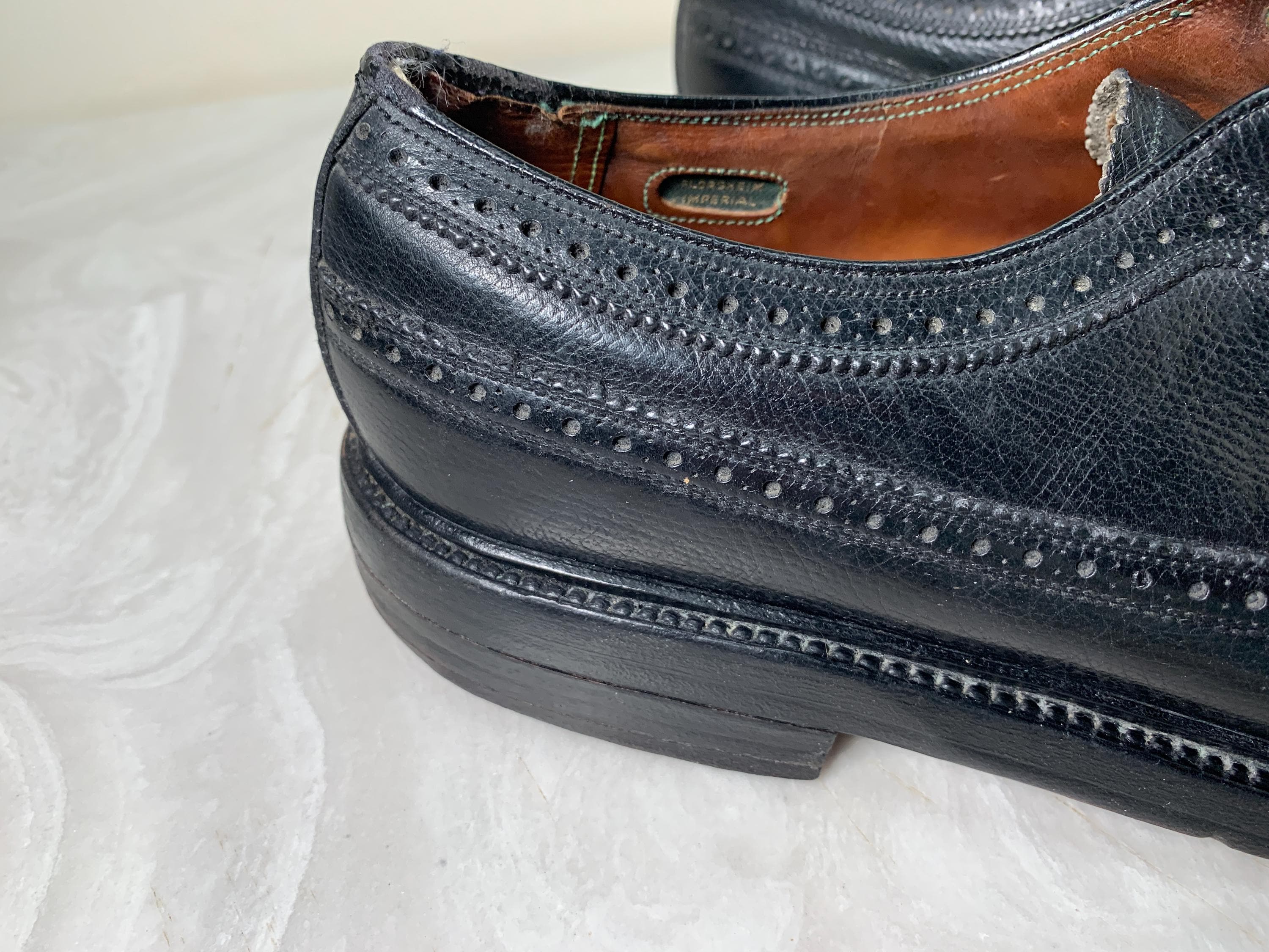 1970s Florsheim Men's Imperial Kenmoor Wing Black Pebble Leather