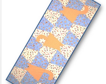 Tumbling Cats Table Runner / Wall Hanging Quilt Pattern - PDF