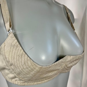linen 1950s 1940s 50s 40s iconic retro vintage wireless no metal wires free cups less free supporting cone bullet shelf cage lingerie bra