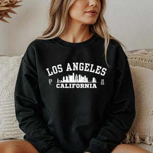 Los Angeles Sweatshirt: Unisex Crewneck, USA City Souvenir