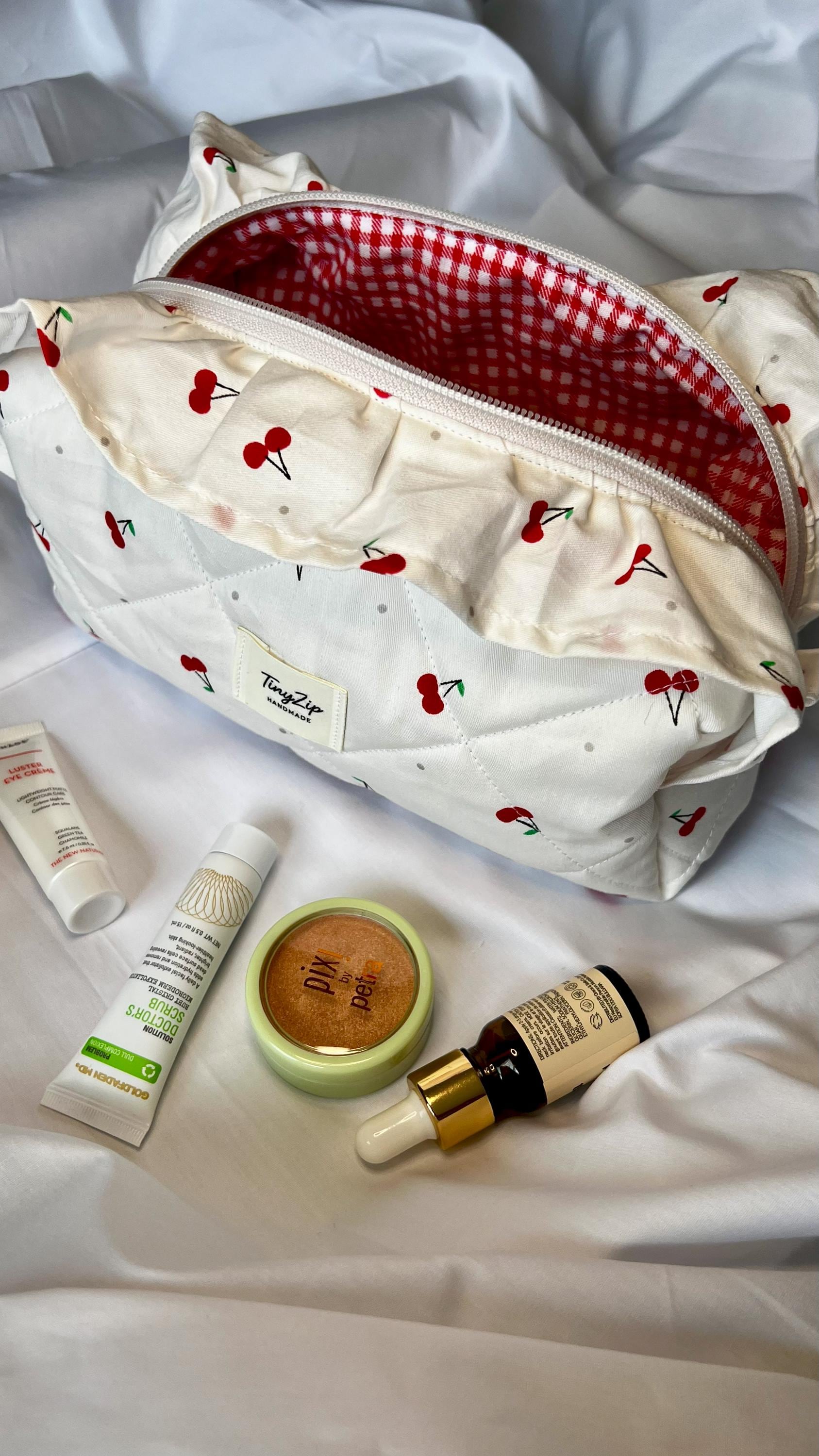handmade makeup bag toiletry bag cosmetic bag zipper pouch small bag travel organize