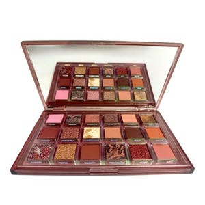 The Drama Eyeshadow Palette