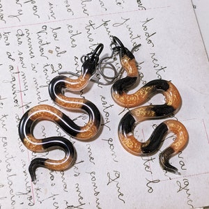Snake Earrings, Orange and Black Lightweight Resin, Gothic Jewelry, Horror, Spooky, Scary, Macabre, Epoxy Resin Handmade image 2