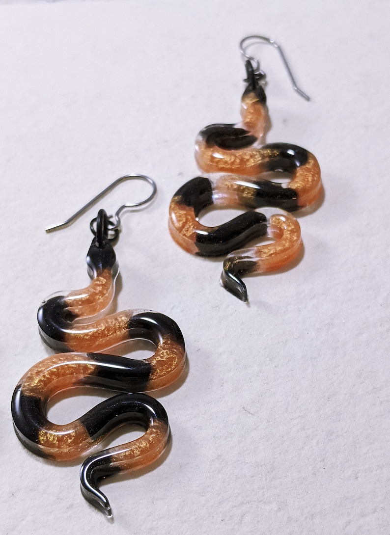Snake Earrings, Orange and Black Lightweight Resin, Gothic Jewelry, Horror, Spooky, Scary, Macabre, Epoxy Resin Handmade image 4