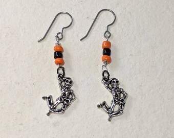 Dancing Skeleton Earrings, Halloween Jewelry, Orange and Black Seed Beads, Skulls, Pumpkin, Darkness, Jewellery
