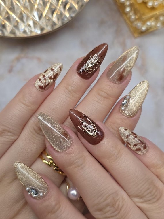 Buy Handmade Caramel Cat Eye Press on Nails: Mid Almond Shape Online in  India - Etsy
