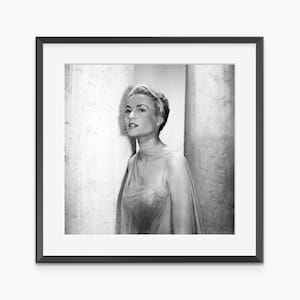 Grace Kelly Print, Photography Prints, Grace Kelly, Retro Print, Black and White Wall Art, Retro Poster, Museum Quality Photography Poster