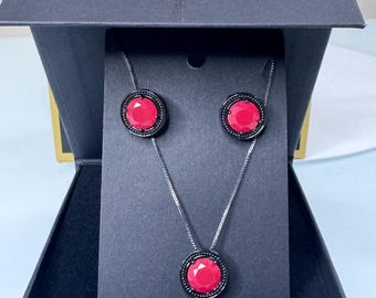 Round Earrings and Necklace Set - Crystal with Black Rhodium Chain