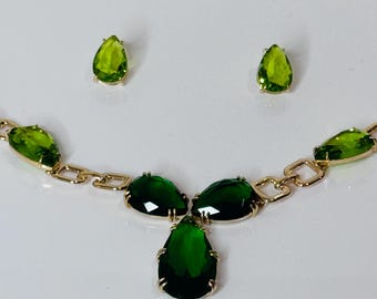 Green Tear drop Emerald and Perdidot Crystal Fusion Choker Necklace and Earrings Set