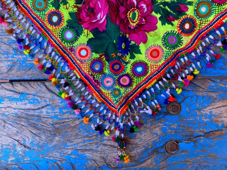 Colorful scarf with a fringe of tassels and beadwork. image 6