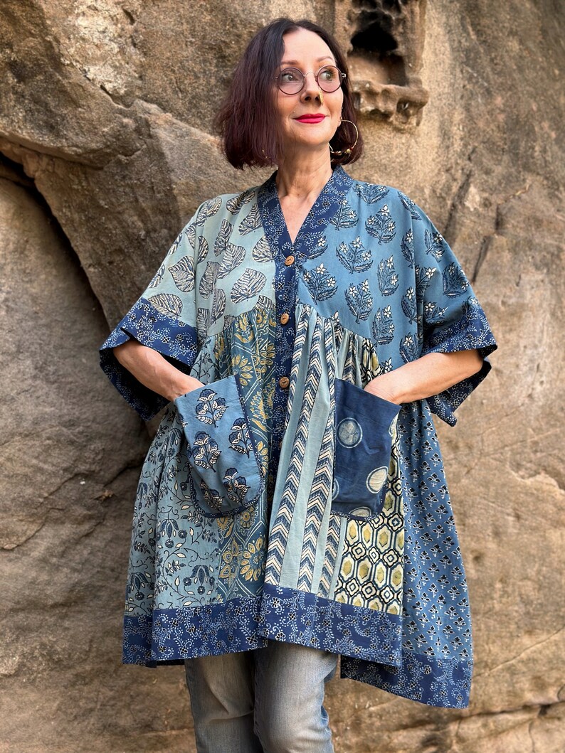 Kaftan tunic in hand printed cotton. image 3