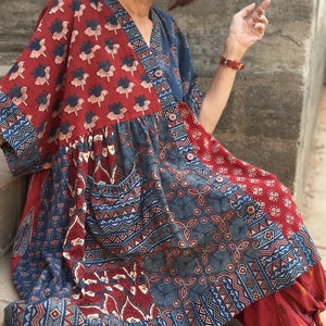 Kaftan tunic in hand printed cotton image 6