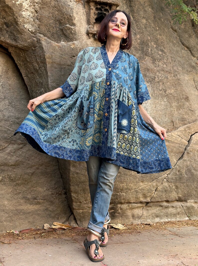 Kaftan tunic in hand printed cotton. image 5