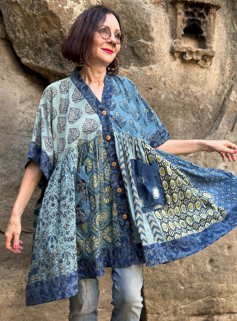 Kaftan tunic in hand printed cotton. image 4