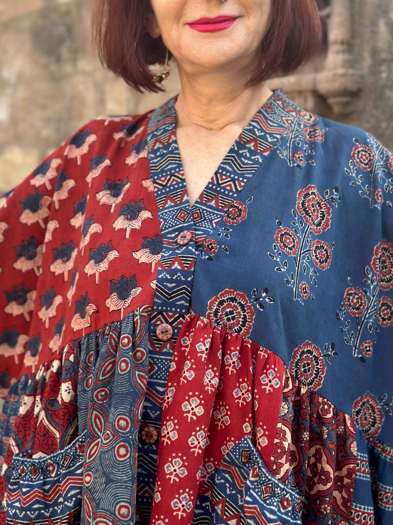 Kaftan tunic in hand printed cotton image 8