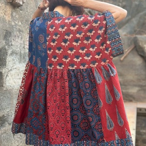 Kaftan tunic in hand printed cotton image 10