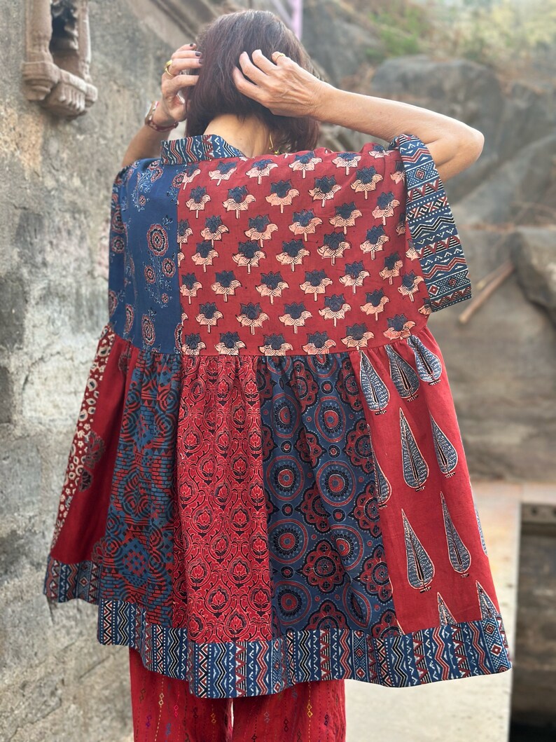 Kaftan tunic in hand printed cotton image 10