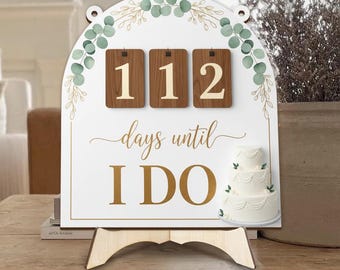 Wedding Countdown Sign, Days Until I Do Sign, Rustic Wedding Decor, Engagement Gift, Bride to Be Countdown, Personalized Wedding Sign