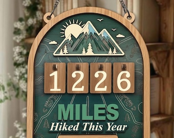Letrero de seguimiento de millas de senderismo de montaña, pantalla de distancia personalizada, decoración de pared personalizada para aventuras al aire libre, regalo para excursionistas para el hogar o la cabaña