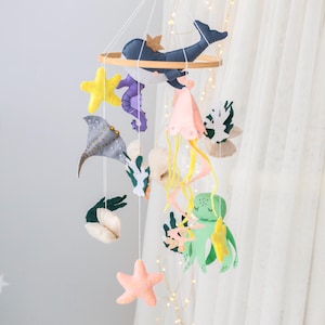 Mobile pour bébé océan, mobile pour berceaux baleines, mobile pour bébés animaux marins, mobile pour bébés pieuvres, mobile pour bébés vie marine, chambre d&#39;enfants mobile pour berceaux côtiers